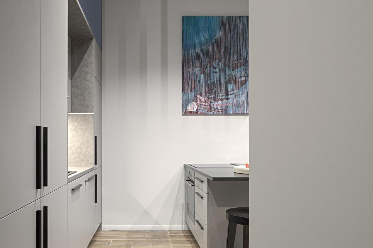 Ivis House Modern Apartment In Vilnius Old Town With Balcony VNO Exteriör bild