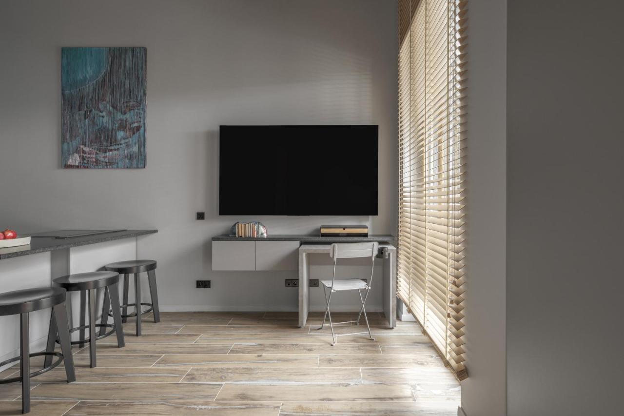Ivis House Modern Apartment In Vilnius Old Town With Balcony VNO Exteriör bild