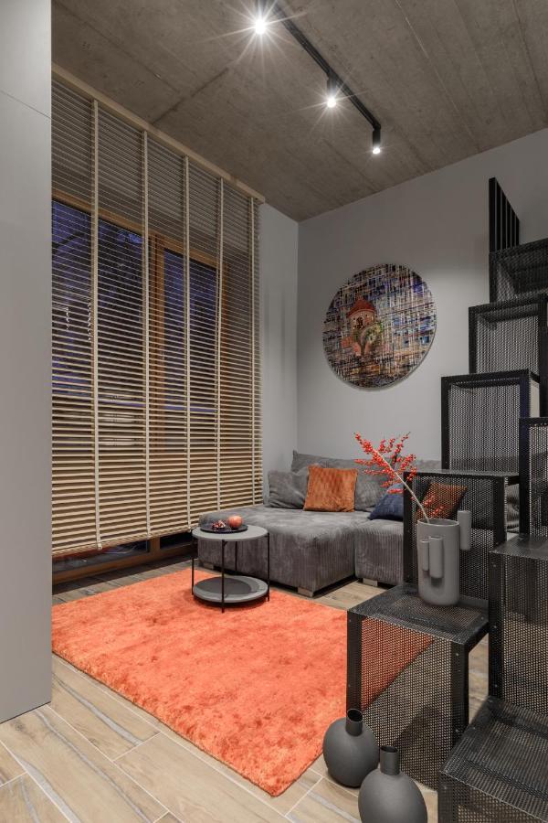 Ivis House Modern Apartment In Vilnius Old Town With Balcony VNO Exteriör bild