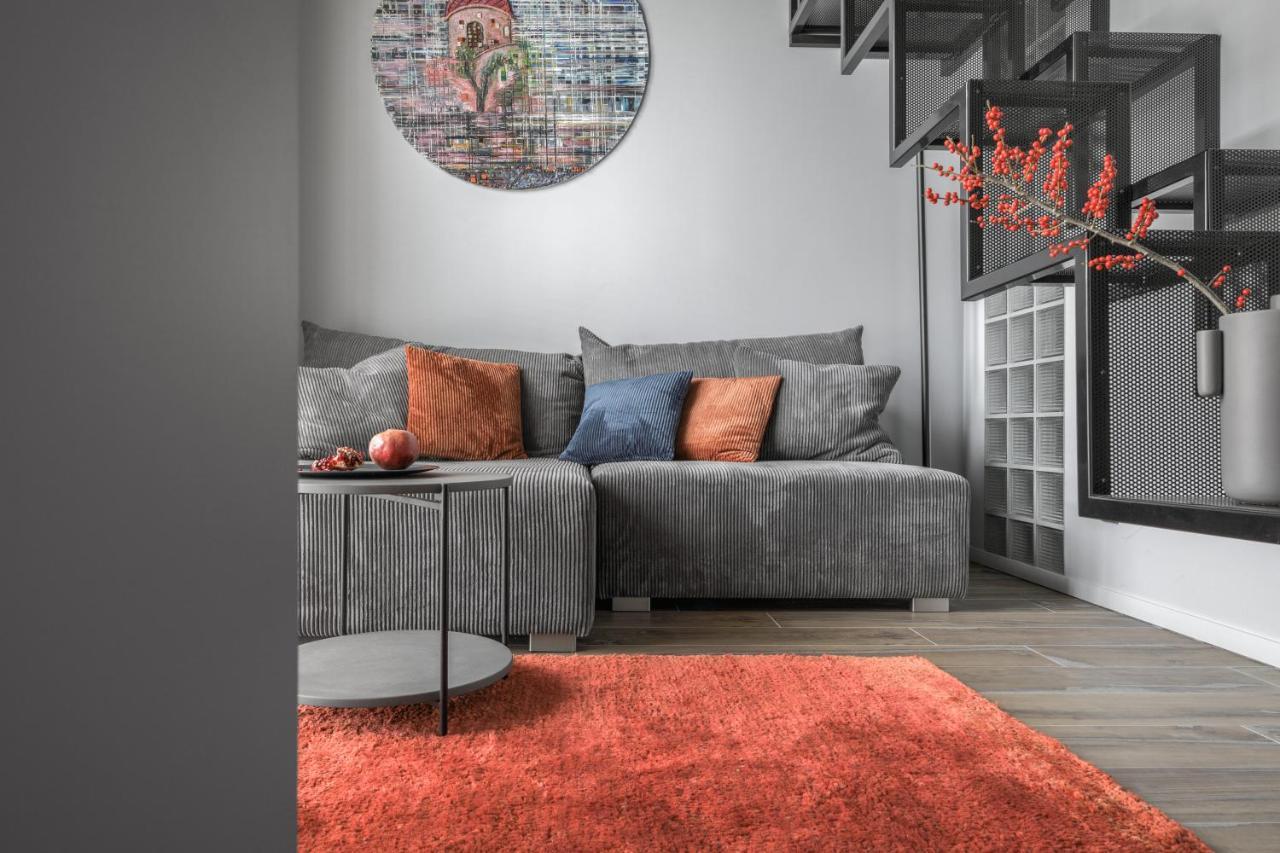 Ivis House Modern Apartment In Vilnius Old Town With Balcony VNO Exteriör bild