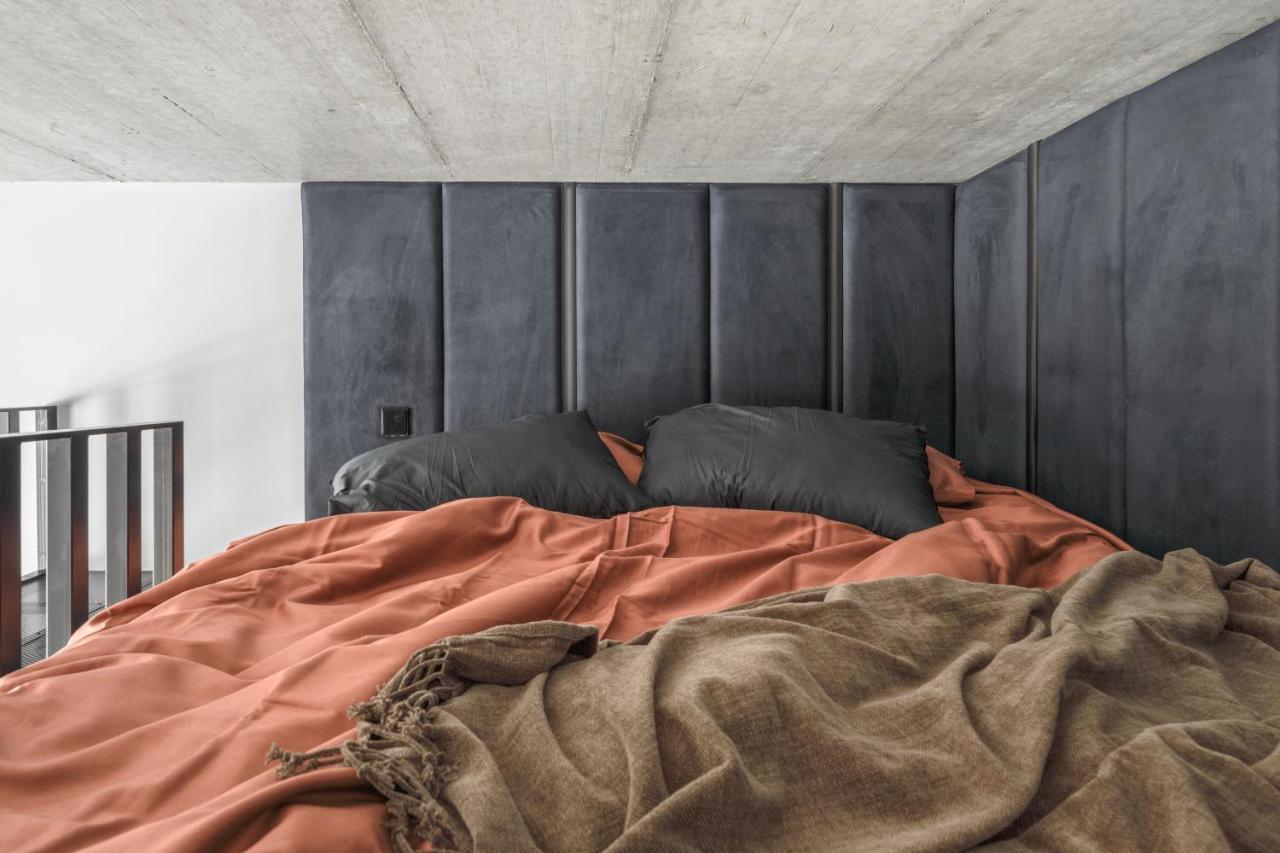 Ivis House Modern Apartment In Vilnius Old Town With Balcony VNO Exteriör bild